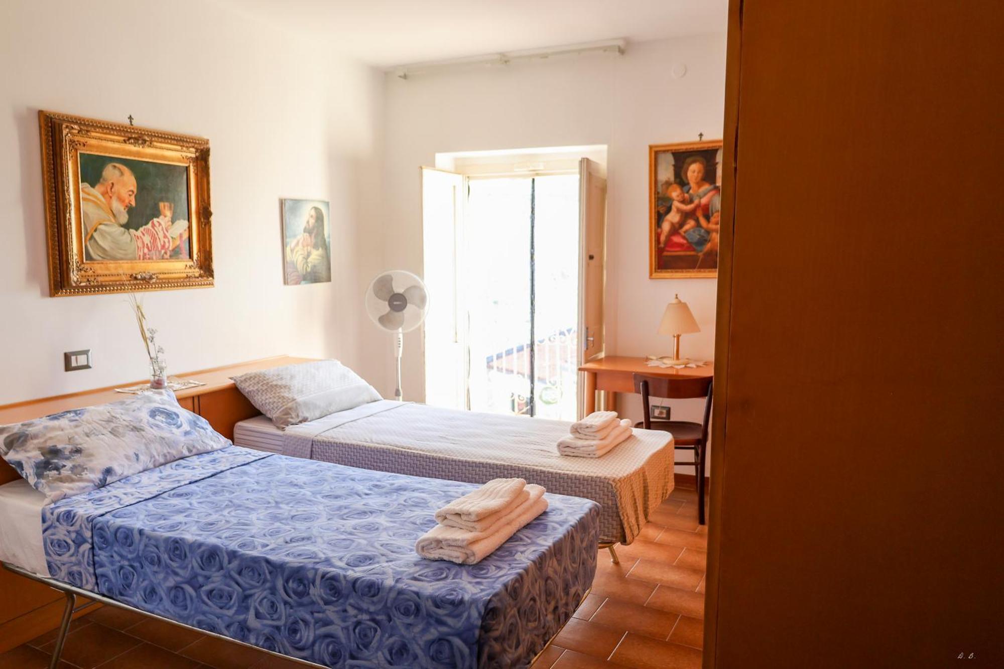 Hostel San Mercurio Toro Exterior photo